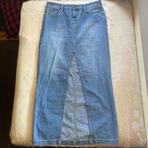 Old Navy Low Rise Denim Maxi Skirt